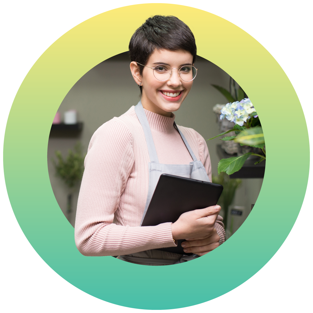 img-cut-ring-full-mint-lemon-flower-shop-led-by-young-smiling-woman-1000x1000px